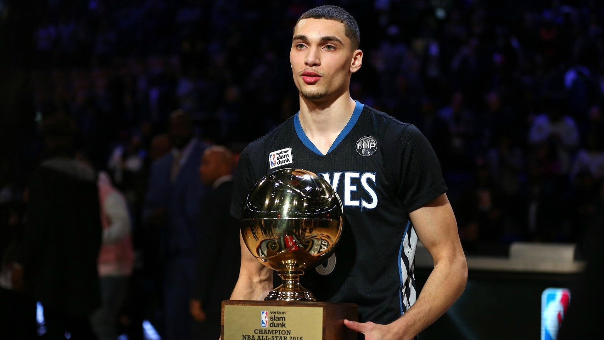 国王又输球！坐拥豪华后场却被倒数队吊打，问题出在哪？，国王踢球